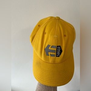 90’s Etnies Yellow Hat